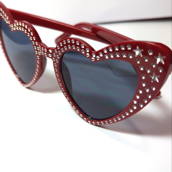 💗Heart Shape Sunglasses With Rhinestones Bling Bubbly Burgundy - Picture 3 of 15